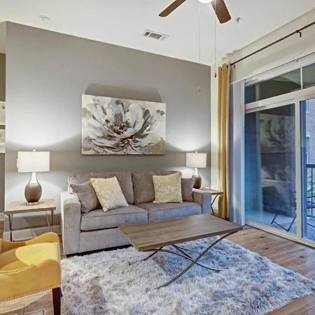 Inviting 2Br - Gym, Pool, Biz Center & Free Parking! Walk 2 Nrg Stadium! Near Med Ctr, Galleria, & Rice Village Хьюстон Экстерьер фото