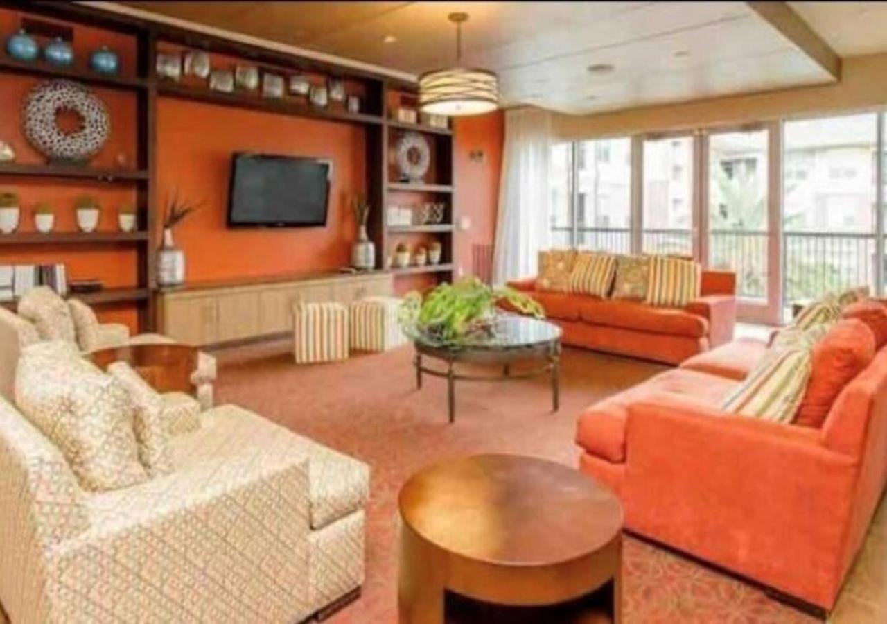 Inviting 2Br - Gym, Pool, Biz Center & Free Parking! Walk 2 Nrg Stadium! Near Med Ctr, Galleria, & Rice Village Хьюстон Экстерьер фото