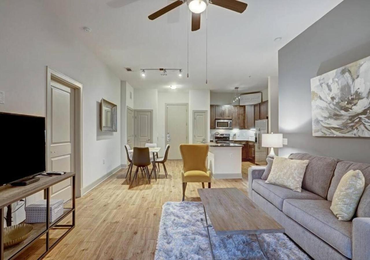Inviting 2Br - Gym, Pool, Biz Center & Free Parking! Walk 2 Nrg Stadium! Near Med Ctr, Galleria, & Rice Village Хьюстон Экстерьер фото